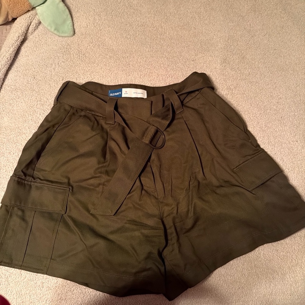 Olive Green Old Navy Women's Cargo Shorts